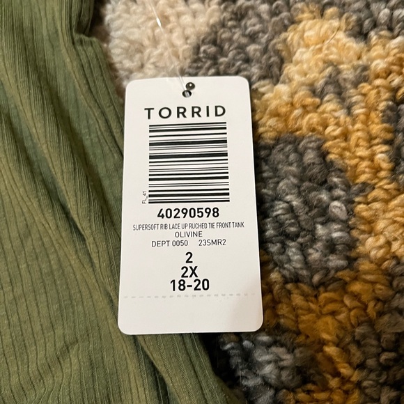 Supersoft Rib Lace Up Ruched Tie Front Tank 2X - Picture 3 of 4